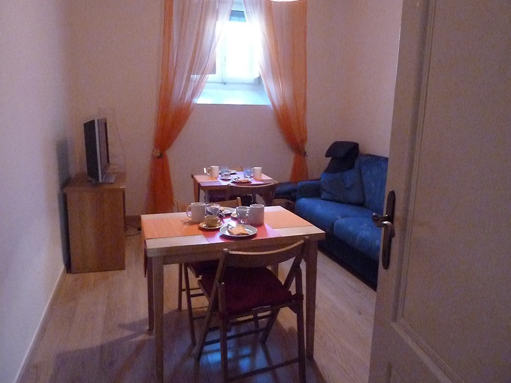 Gasthuis Myroom Statuto