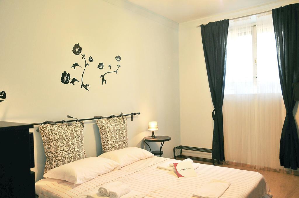 Myroom Statuto Gasthuis Florence